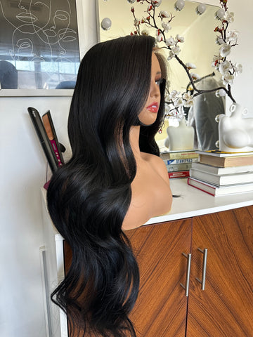 BOMBShell 💋